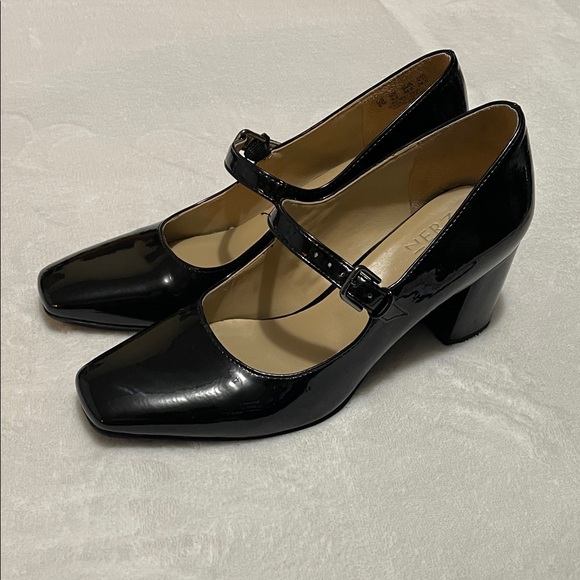 Naturalizer Black Patent Leather Mary Jane Heels 8M - Picture 2 of 13